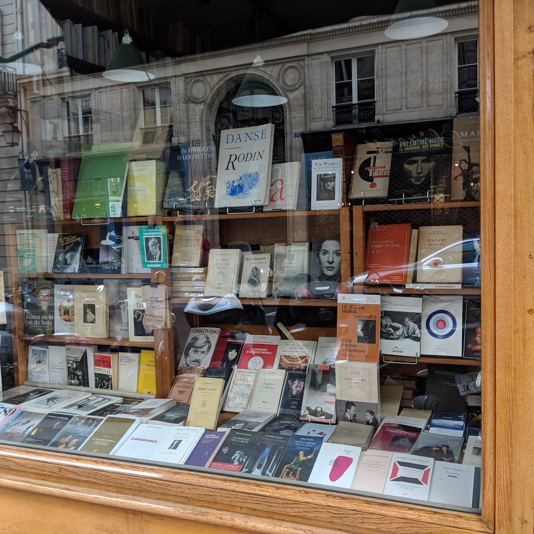 Librairie des Éditions des Saints Pères 3